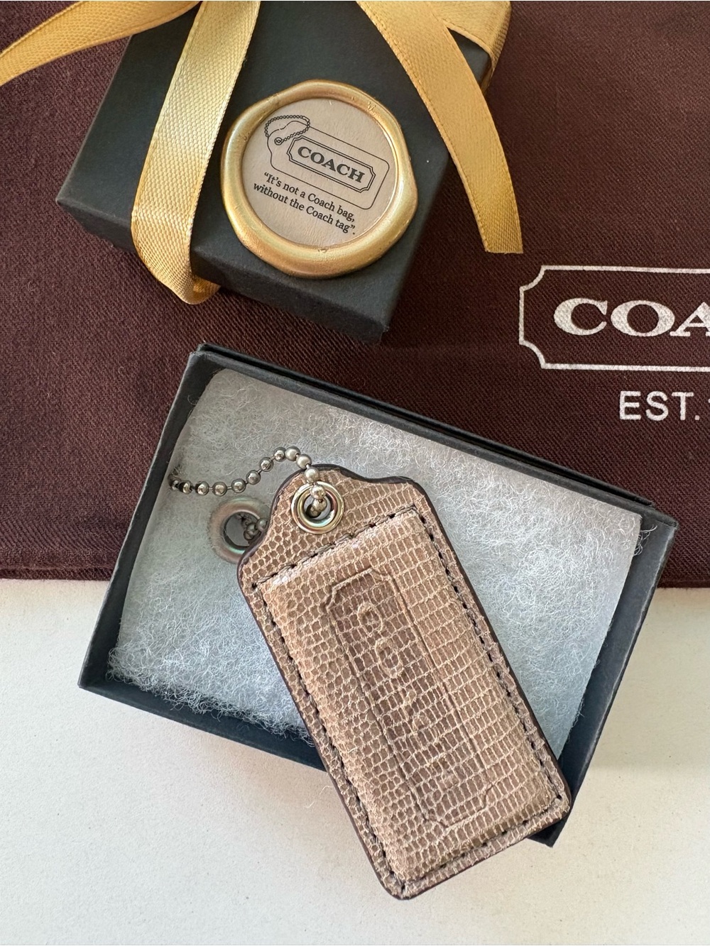 Y2K Coach Lizard Embossed Vintage Leather Hang Tag Tan Bag Charm | 2.5” - Picture 3 of 9